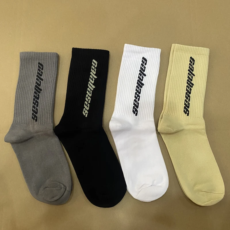 Real Photos Stock Season 6 Fashion Letter Mid-tube Socks Men Women High Street Hip Hop Cotton Kanye West Sports Socks