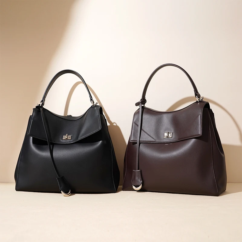 

New Luxury Women's Backpack Silver Lock Cowhide Handbag Soft Fashion Niche Design Brand Tote Bag Classic High-end Shoulder Bag