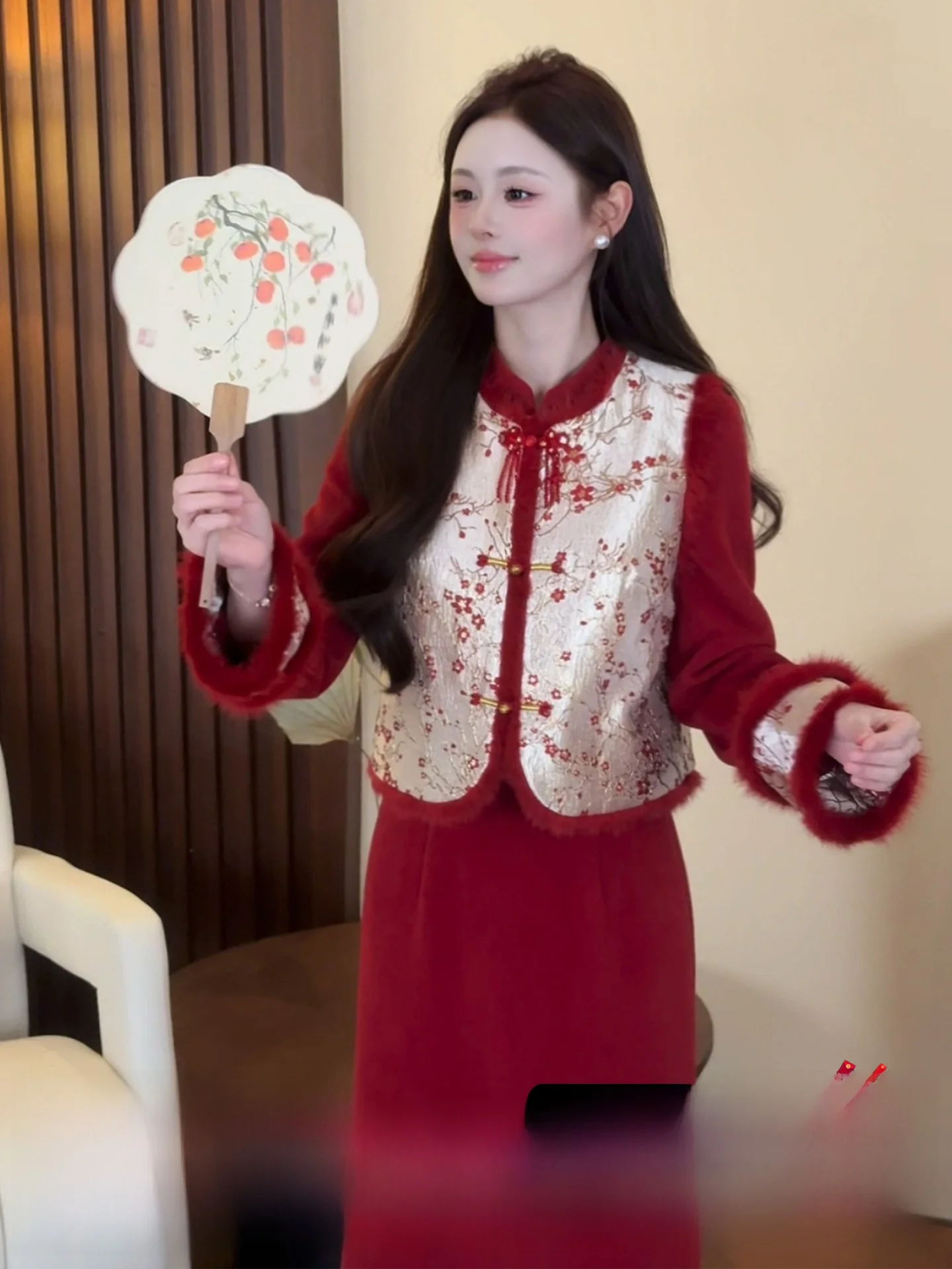 

New Chinese Sle Heavy Embroidery Plum Blossom Silk Jaet Vest Winter Warm round Ne Zipper Closure Polyester Fiber