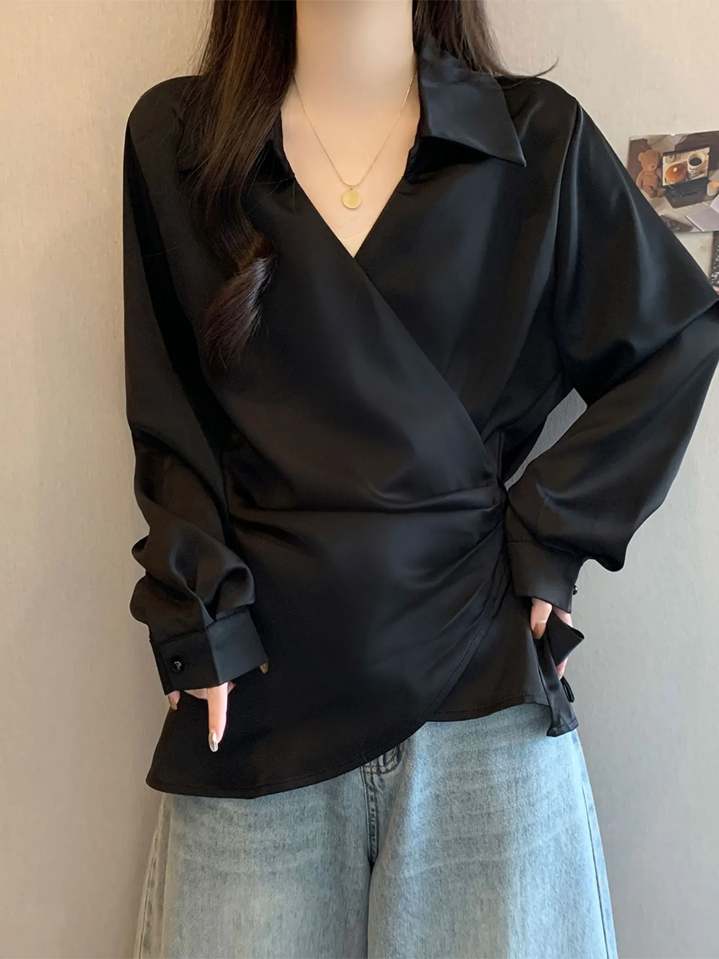 

Женский повседневный атласный топ с длинным рукавом, V-образным вырезом, асимметричным кроем, свободного кроя, облегающий, для ранней весны