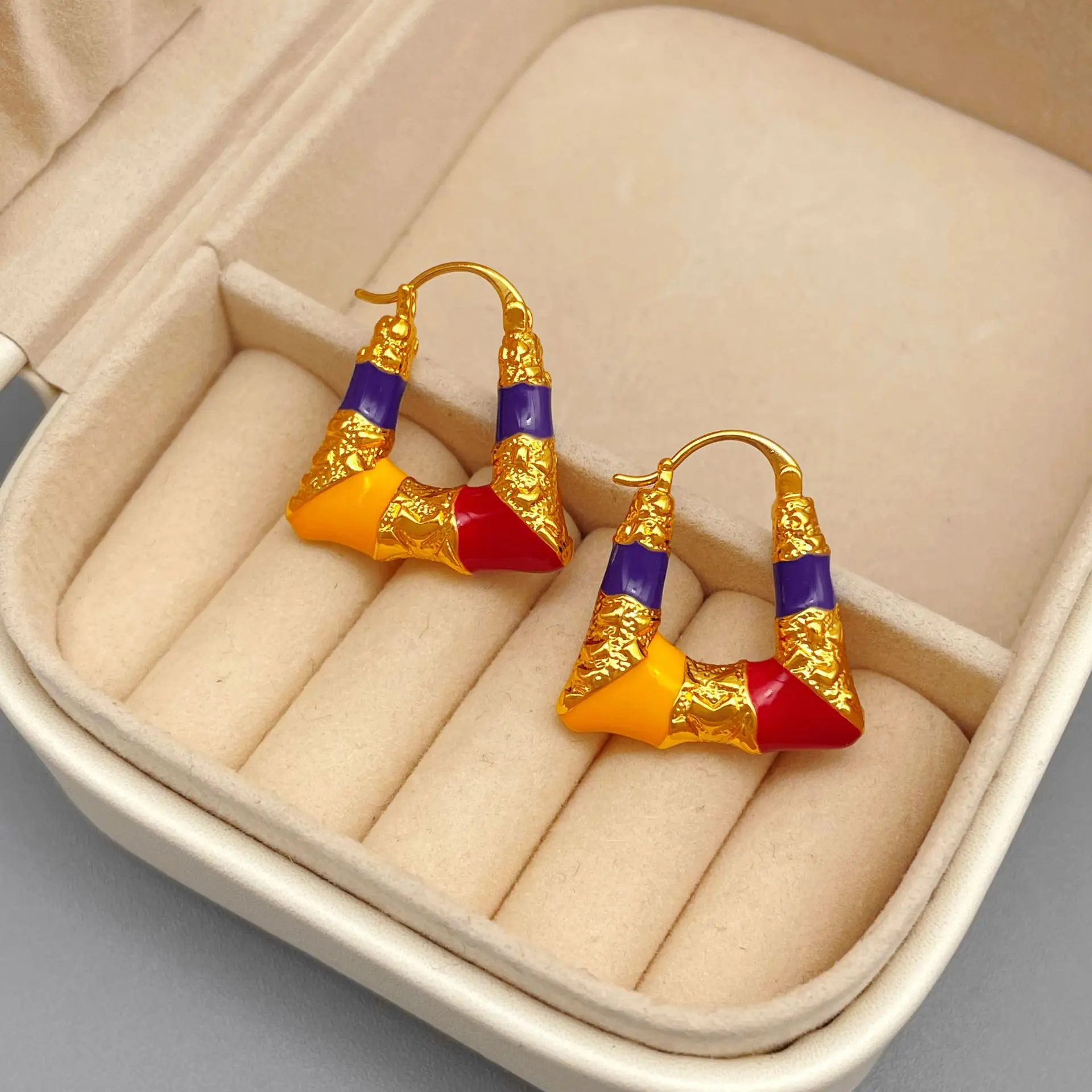 European and American Retro Colored Enamel Drip Fashionable EarringsTrendy Design Personalized Exquisite Earring Hoop