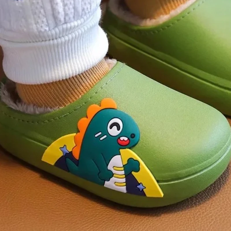 

Домашние водонепроницаемые и плюшевые утолщенные модные супер милые и милые детские хлопковые тапочки для мальчиков и девочек на осень и зиму