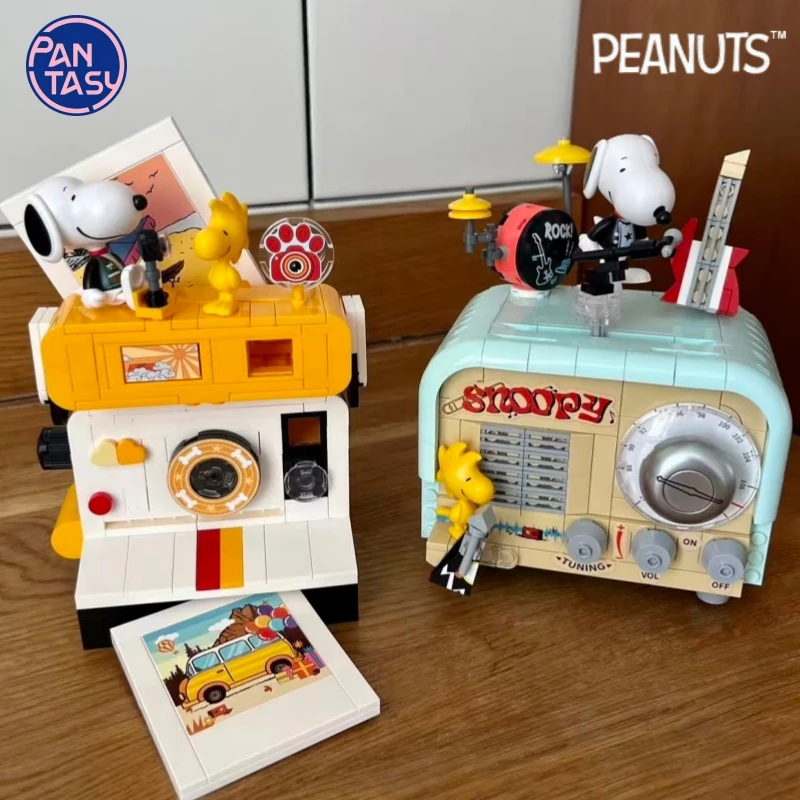 

Конструктор Snoopy: Кофемашина в стиле ретро, серия бытовой техники, модель пишущей машинки, сборная модель, украшение, коллекционная игрушка, подарок