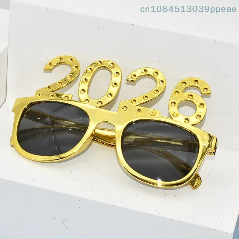 1/2/5 قطعة 2026 عدد النظارات بريق النظارات الشمسية السنة الجديدة تأثيري الدعائم عيد الميلاد زينة الحفلات نظارات سعيدة