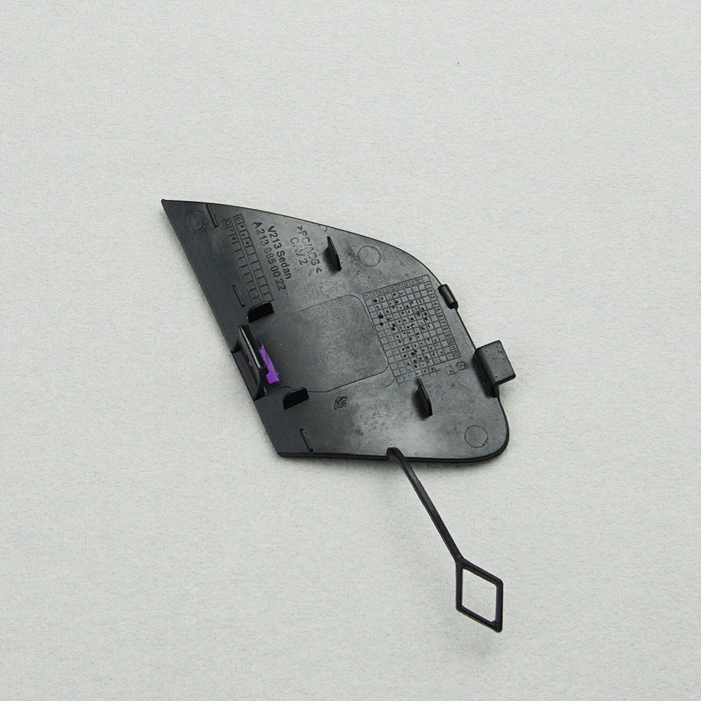 A2138850022 Front Bumper Tow Hook Eye Tow Trailer Cover Towing Eye  For Mercedes Benz W213 E CLASS E200L E300L E320L 2138850022