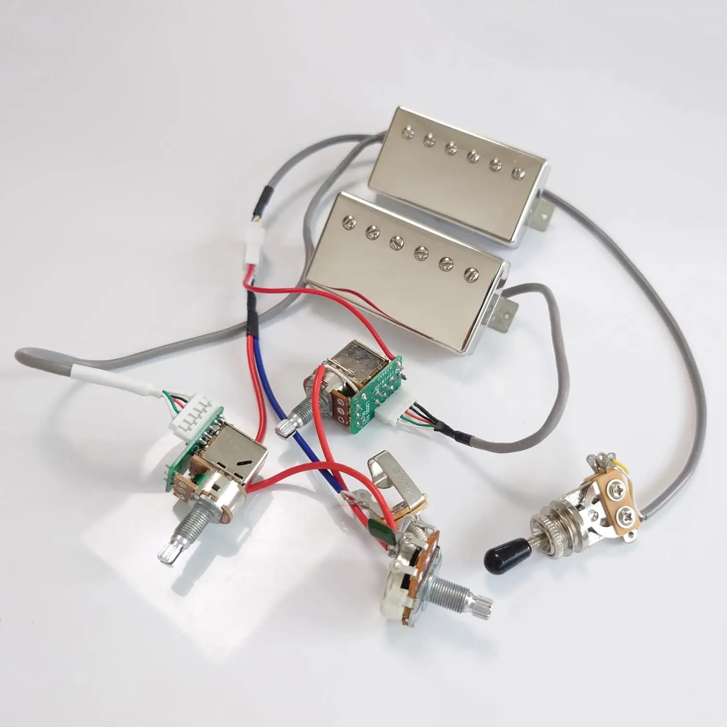 

Предварительно подключенные классические звукосниматели Humbucker Classic Plus Alnico II 2V1T с 4 проводами, золотисто-хромированные, для гитар в стиле LP