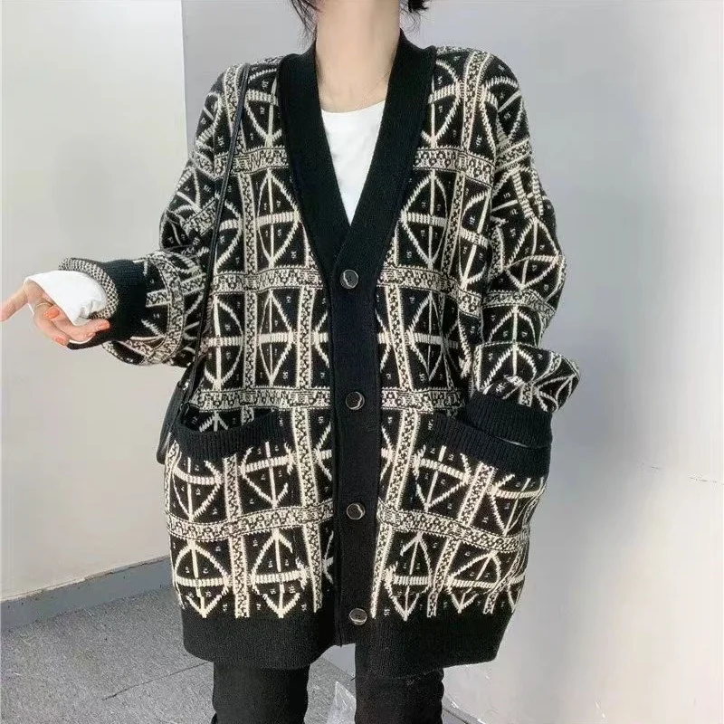 Loose large size women's clothing fat mm pure wool coat autumn and winter Korean knitted cardigan women's fashion checkered coat