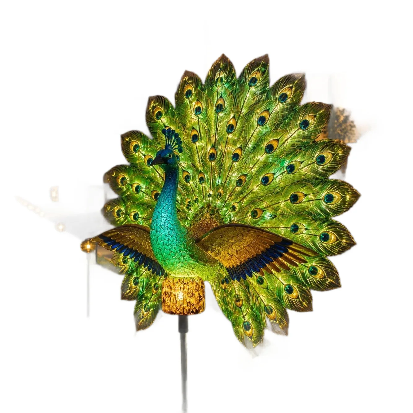 Solar Powered Peacock Garden Stake Light Resin Waterproof Auto On LED Peacock Figurine Lamp for Outdoor Yard Lawn Pathway Decor