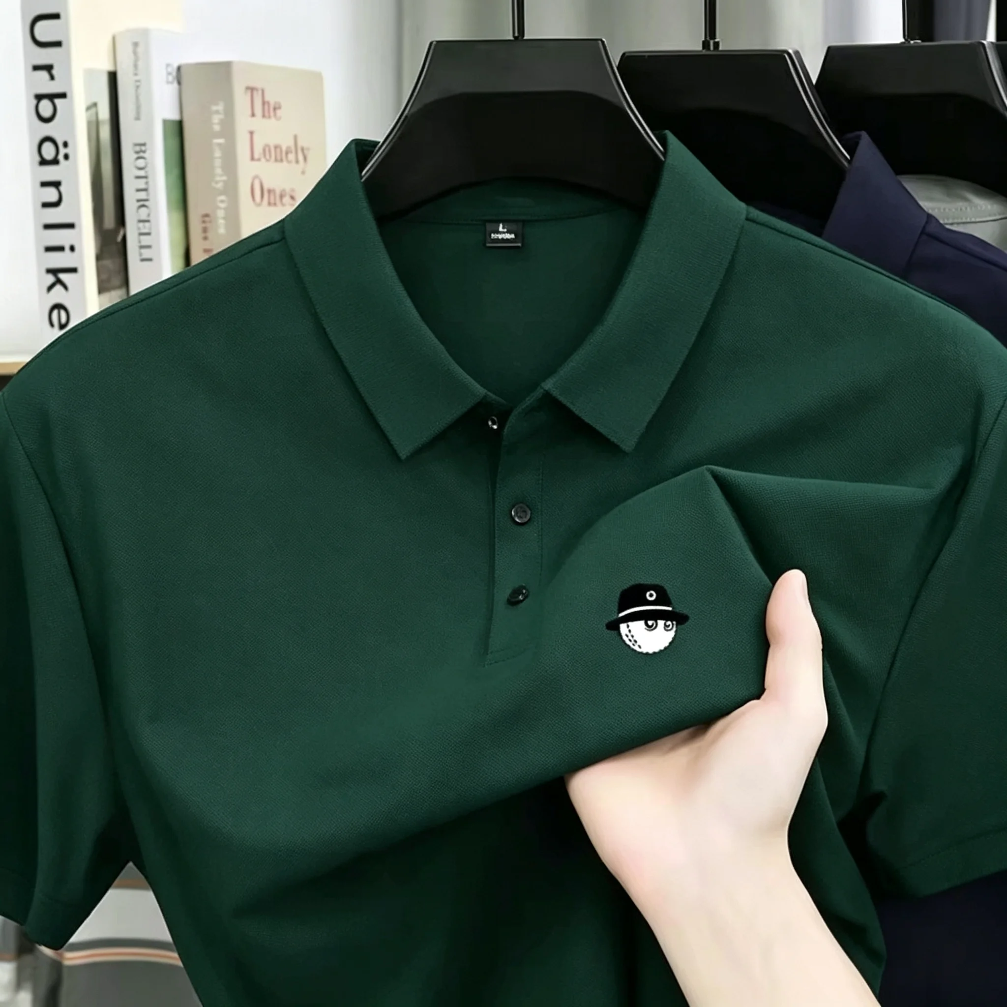 Sommerliches Herren-Golf-Poloshirt im neuen Stil mit modischer Stickerei, bequemes und atmungsaktives, lässiges Business-T-Shirt-Poloshirt – Detail 6