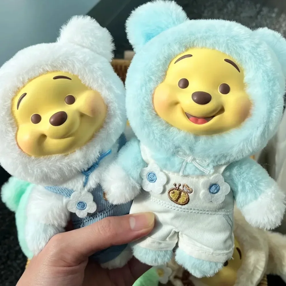 Mainan Kotak Buta Seri Beruang Permen Winnie-the-Pooh Asli Baru Boneka Lucu Ornamen Kotak Misteri Periferal Trendi Hadiah Mainan Ulang Tahun