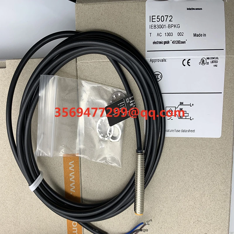 

Brand new spot IE5072 IE5121 IE5077 Proximity switch sensor