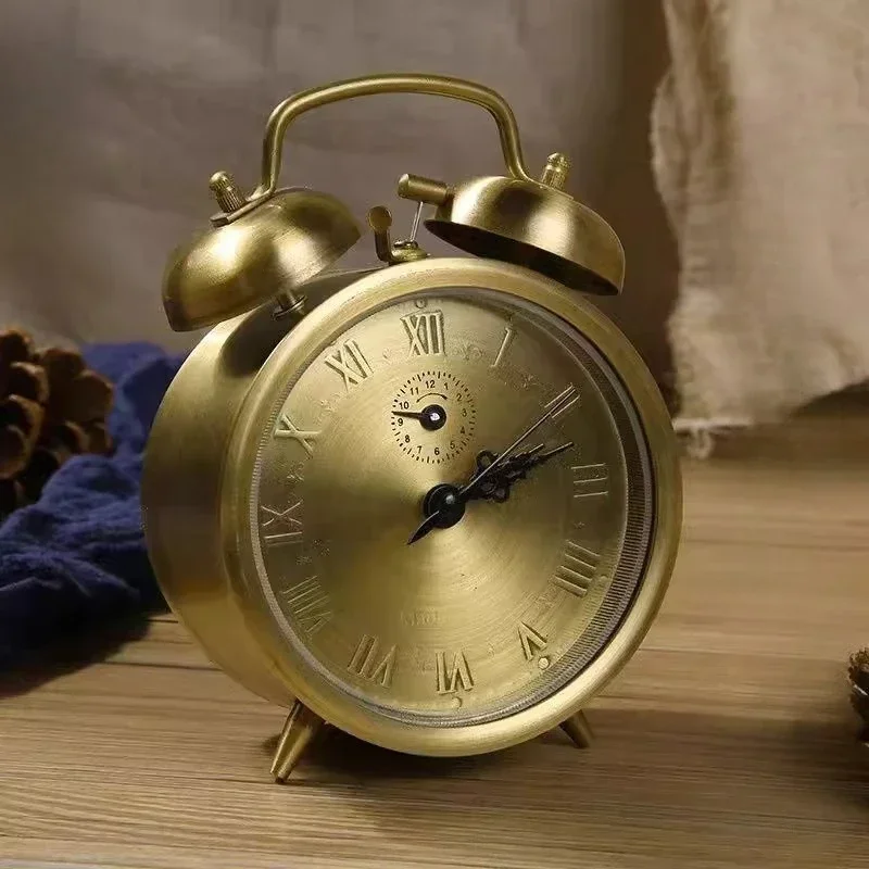 Retro Pure Copper Horseshoe Alarm Clock, Classic Clockwork Mechanical Bedside Clock, Nostalgic Home Decor Piece