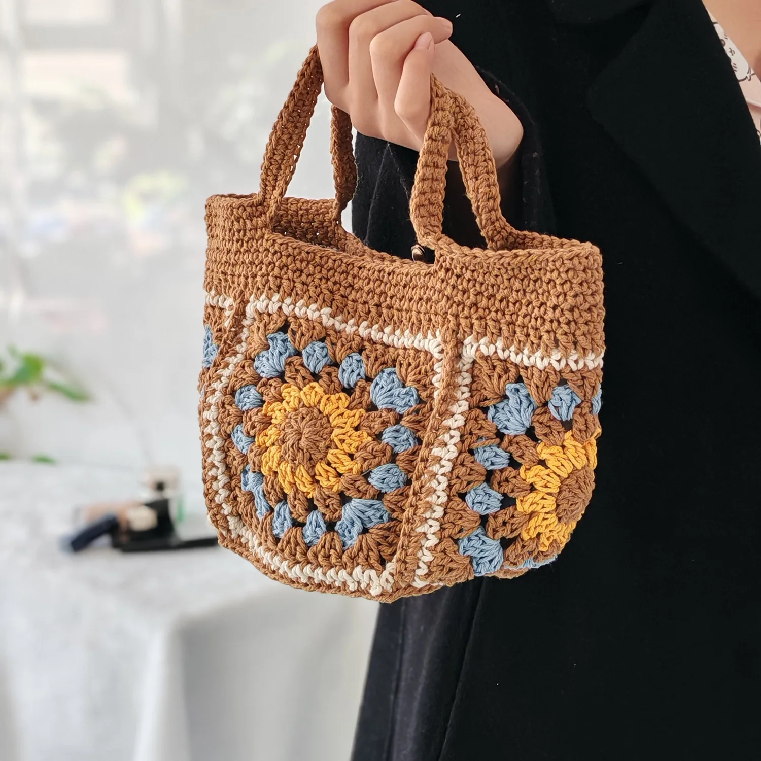 Boho Crochet Handbag for Women – Handmade Granny Square Tote Bag, Retro Knitted Shoulder Bag, Summer Casual Purse