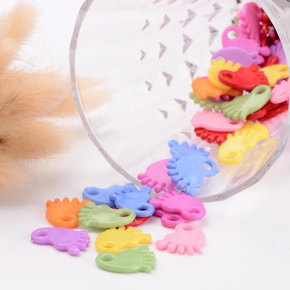 PandaHall 1200 Stück Bastelbedarf Babyfüße-Anhänger Bunte Acryl-Babyfußabdruck-Anhänger für Schmuckherstellung DIY-Dekoration – Detail 2