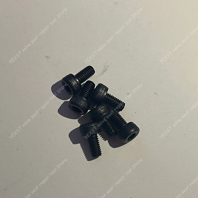 20pcs blade fixing screw