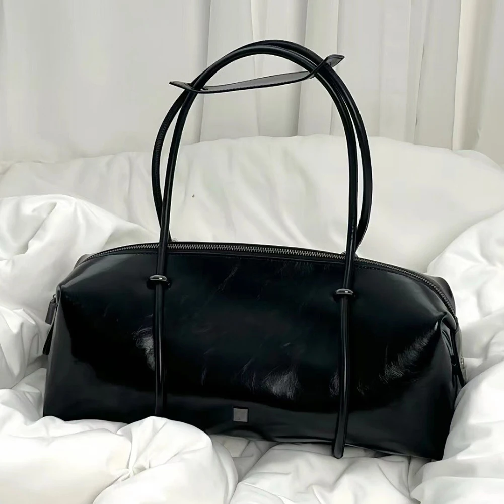 

Women Stylish Armpit Bag Large Capacity PU Boston Pillow Bag Single Shoulder Bag Solid Color Zipper Closure for Outdoor Travel