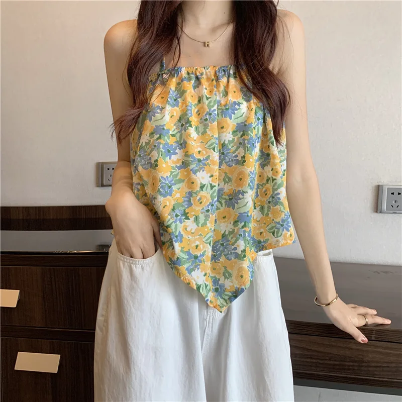 

New Style Fragmented Flowers Halter Women's Tank Tops Loose Design Style Leisure Time Wearing It Externally Women's Clothing