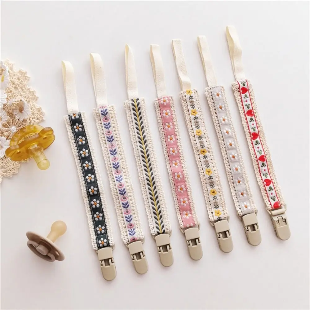 

Ethnic Style Baby Cloth Pacifier Chain Floral Wooden Clip Soother Holder Teether Toys Straps Dummy Clips Nipple Holder Clips