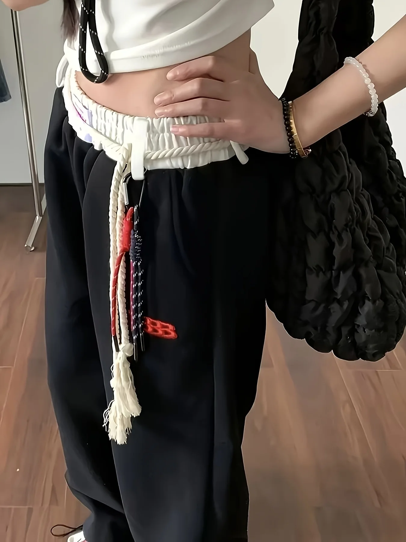 女性用のトレンディなカラーブロックの伸縮性ウエストスウェットパンツ、春、秋、夏用の新しいゆったりとしたドレープワイドレッグストレートパンツ、ティーンエイジャー向けのY2Kスタイル、多用途の刺繍入りジョガーカジュアルスポーツパンツ