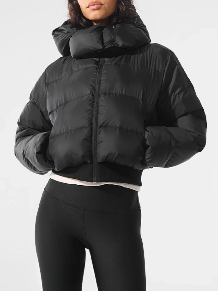 Giacca in cotone nero con cappuccio a collo alto addensare calda giacca invernale classica 2025 da donna cappotto da strada retrò stile americano da donna