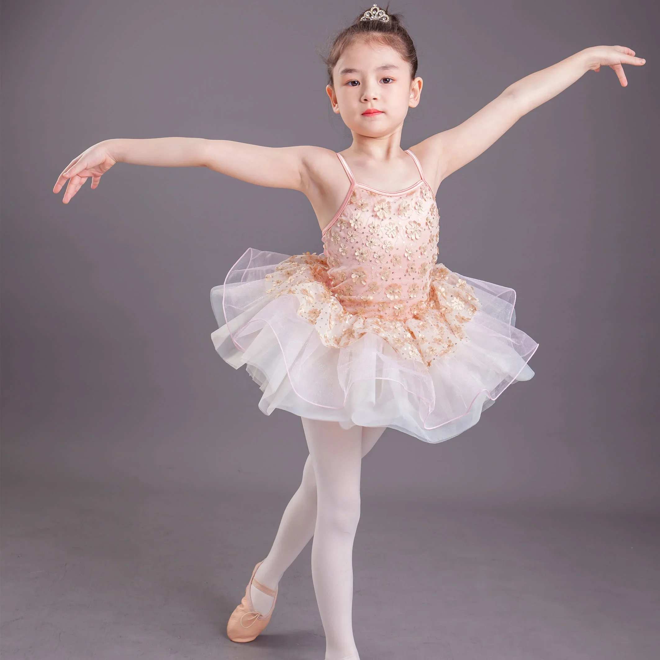 

Embroidery ballet dance costume little flower competition dance dress lovely pink tutu performance wear