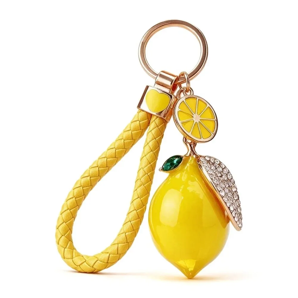 Cute Rhinestone Lemon Keychain Summer Fruit Metal Lemon Slice Bag Accessories Ideal Gift for Friends Lightweight and Luxurious