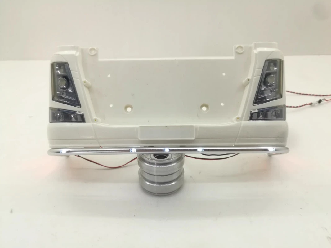 Accesorios de luz inferior delantera LED CNC de aleación de aluminio para camión Tamiya RC 1/14, remolque volquete Volvo 56360, piezas de mejora de coche DIY