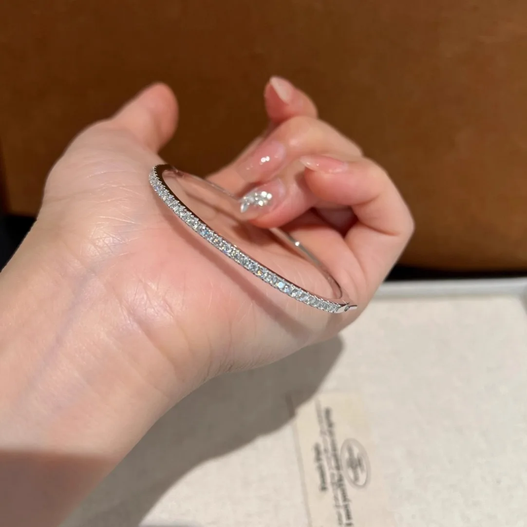 Thumbnail 4 - #2 Cheap Moissanite Tennis Bracelets Worth Buying