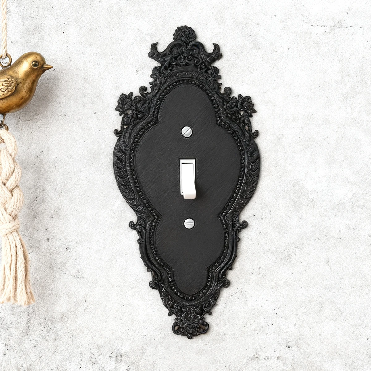Cross-border Carved Baroque Switch Panel Frame, Matte Black Retro Design, Suitable for Overseas European Luxury Home Wall Decora