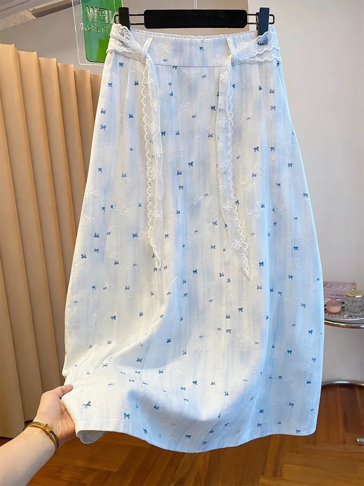 

Элегантная белая юбка миди А-силуэта с вышивкой, женская летняя повседневная юбка в корейском стиле с кружевным поясом, стройнящая и скрывающая недостатки фигуры