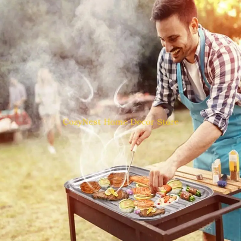 92MF Rusts Proof Perforated Baking Sheet 0.4mm Rectangular Design Optimizes Heat Circulations For Baking Roasting Grilling