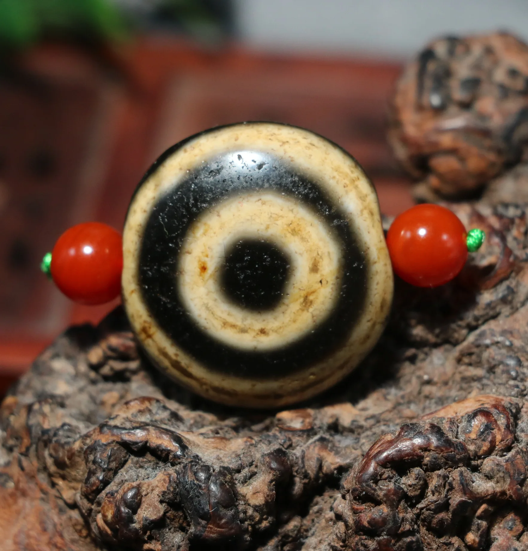 

Ultra Energy Tibetan Old Agate Heaven Eye Goat Eye Eyed in Eyed dZi Bead Pendant Amulet UP20 Amulet Talisman Timestown