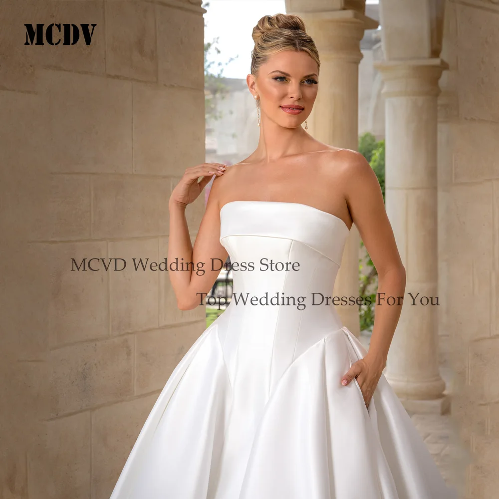 MCDV Exquisite A Line Sexy Wedding Dresses Sleeveless Satin Pleat Bride Gowns 2025 Sweep Train Vestidos De Novia Customized