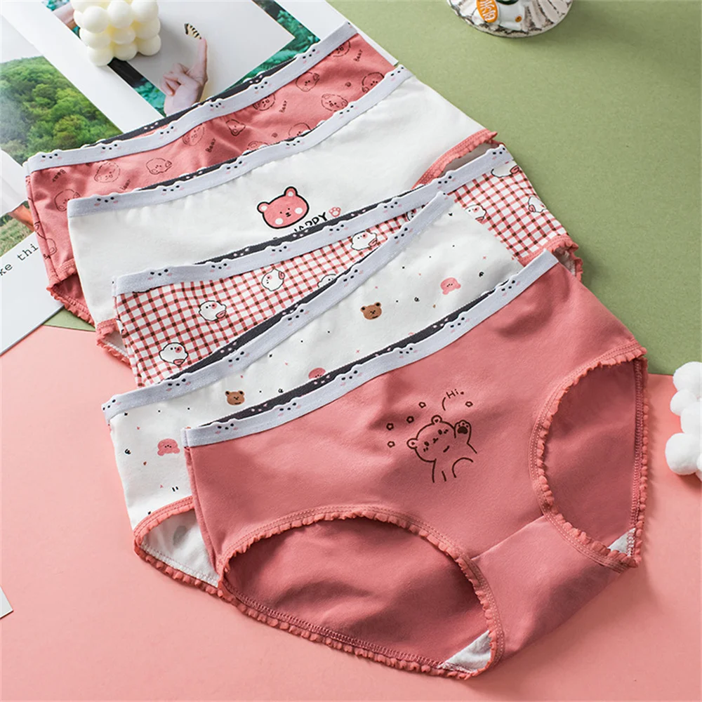 Cartoon Bear Printed Women's Briefs Cotton Panty cute Medium Waist Underwear Student Underpant Cute Teenage Girls Triangle Pant