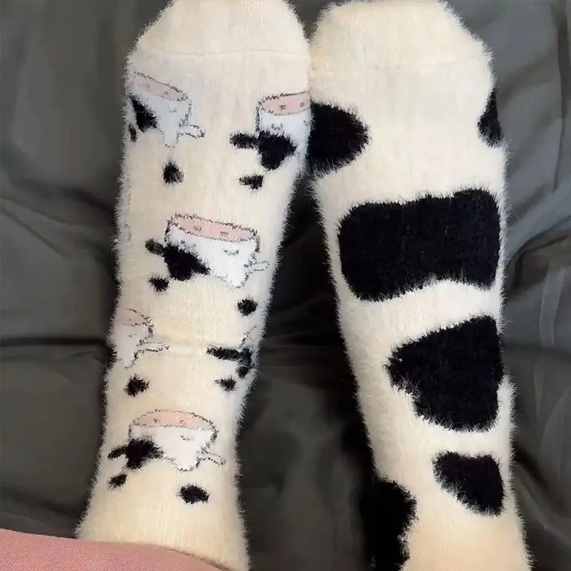 1/2Pairs Cartoon Cow Plush Mid-Tube Socks Women Girls Lovely Fuzzy Milk Spotted Pattern Thickened Stocking Autumn Winter Socks