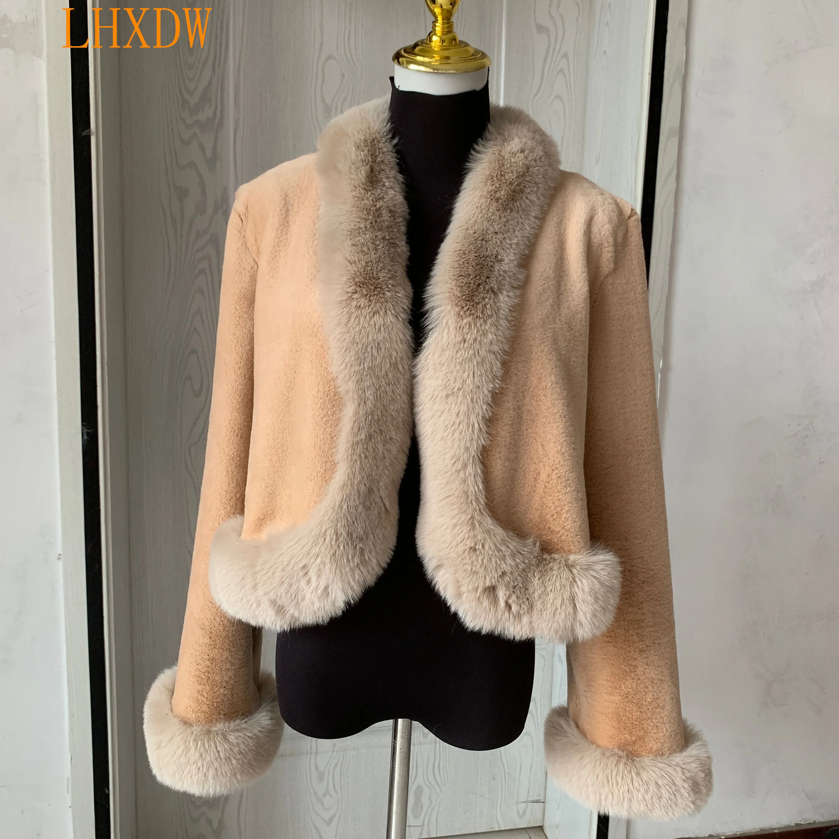 Women\'s fashion Faux fur cardigan short artificial fox and rabbit fur mixed style autumn and winter Faux fur cardigan Sexy style