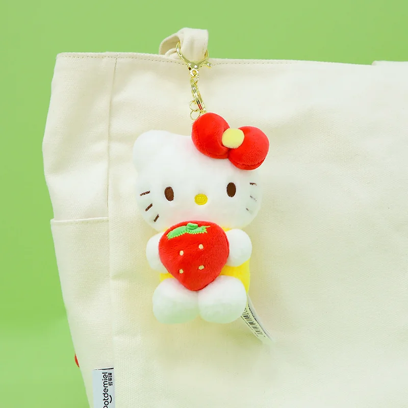 LLavero de juguete de peluche de fresa de Hello Kitty Sanrio KT gato lindo de dibujos animados muñeco relleno suave colgante bolsa accesorios llavero de coche regalo