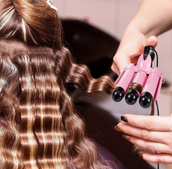 

Профессиональные инструменты для укладки волнистых волос | Керамическая плойка с тройным бочком + палочка для волос, эффективный уход за волосами «два в одном»