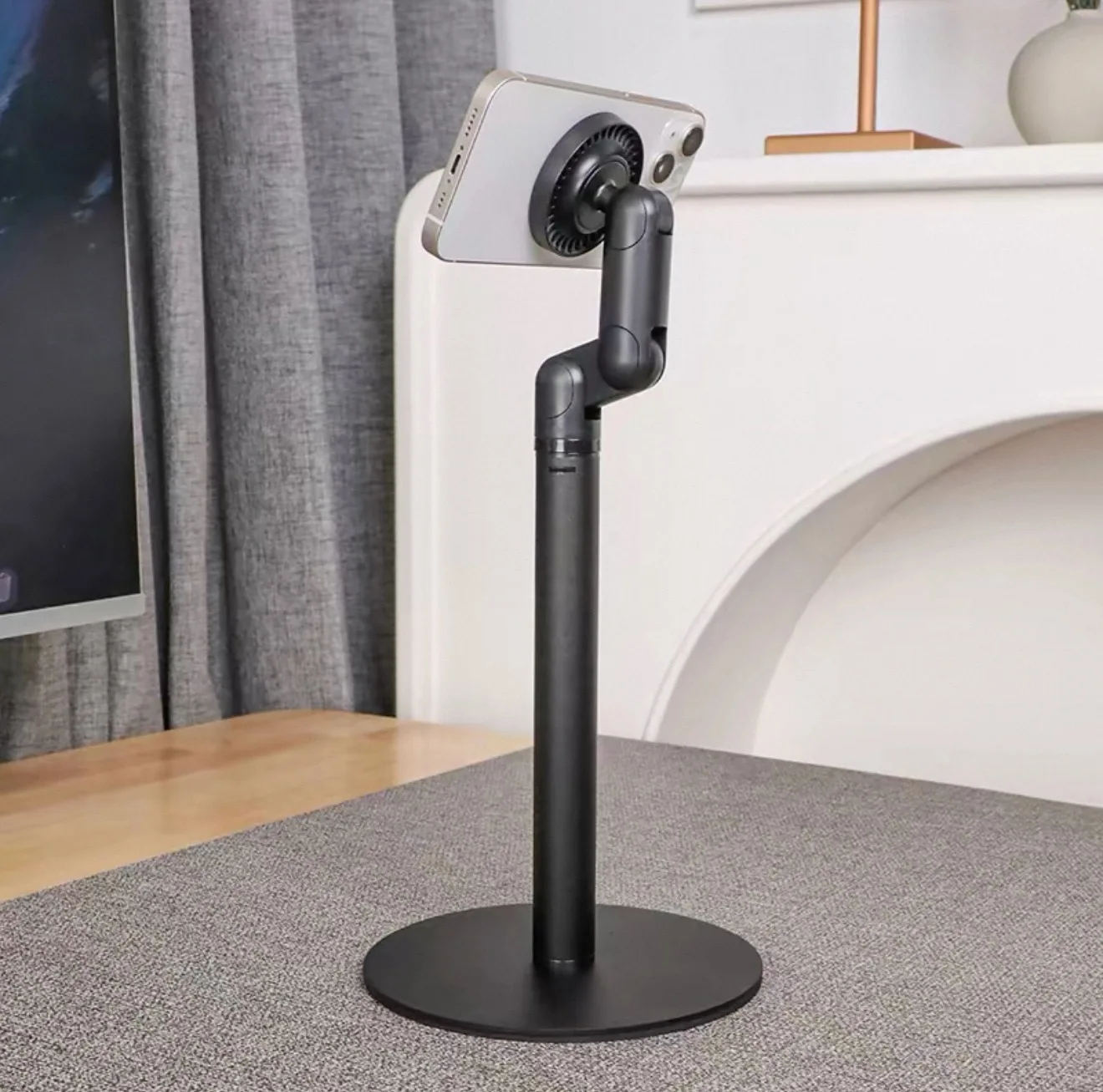 

Magnetic phone holder, with adjustable telescopic function, multi-functional universal support stand.