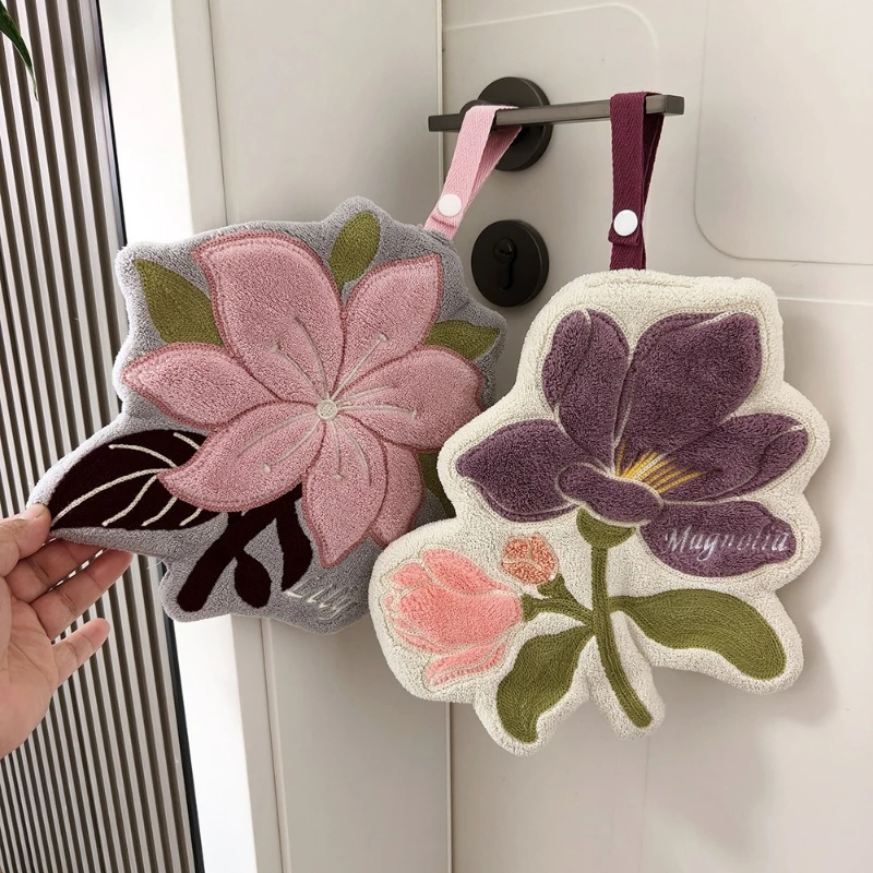 Ultra-soft coral fleece towels—highly absorbent microfiber cloths suitable for bathrooms, kitchens, sinks, and showers.