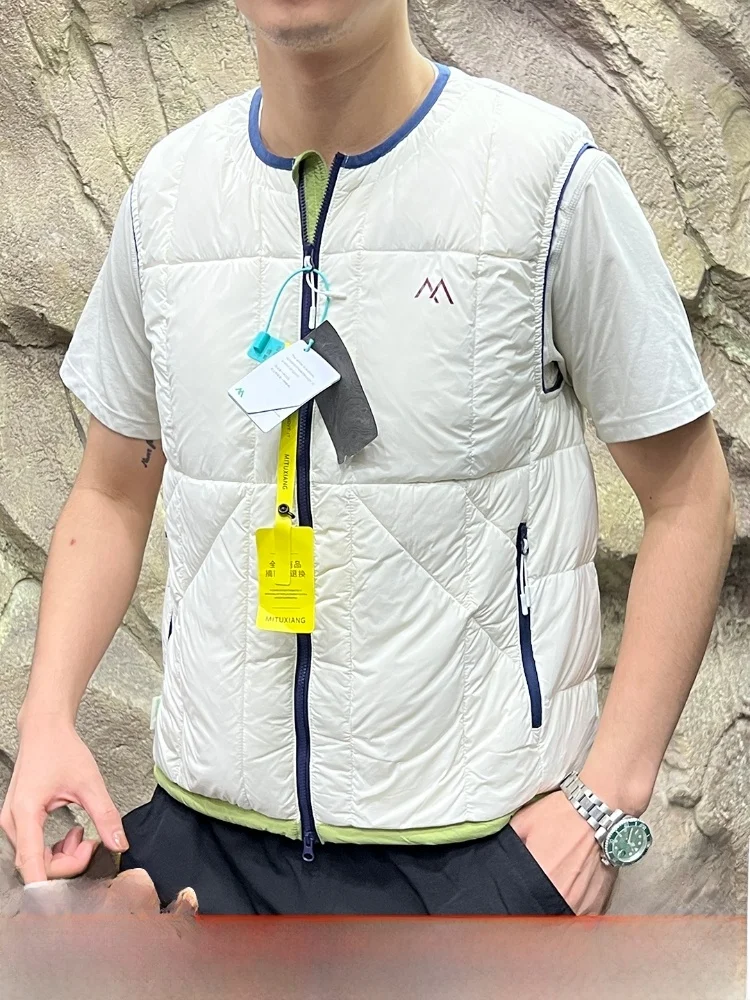 

Warm White Du down ex Svel Vest Faionable Color Blo Youthful ular Polyester Fiber Zipper Closure Pure Color