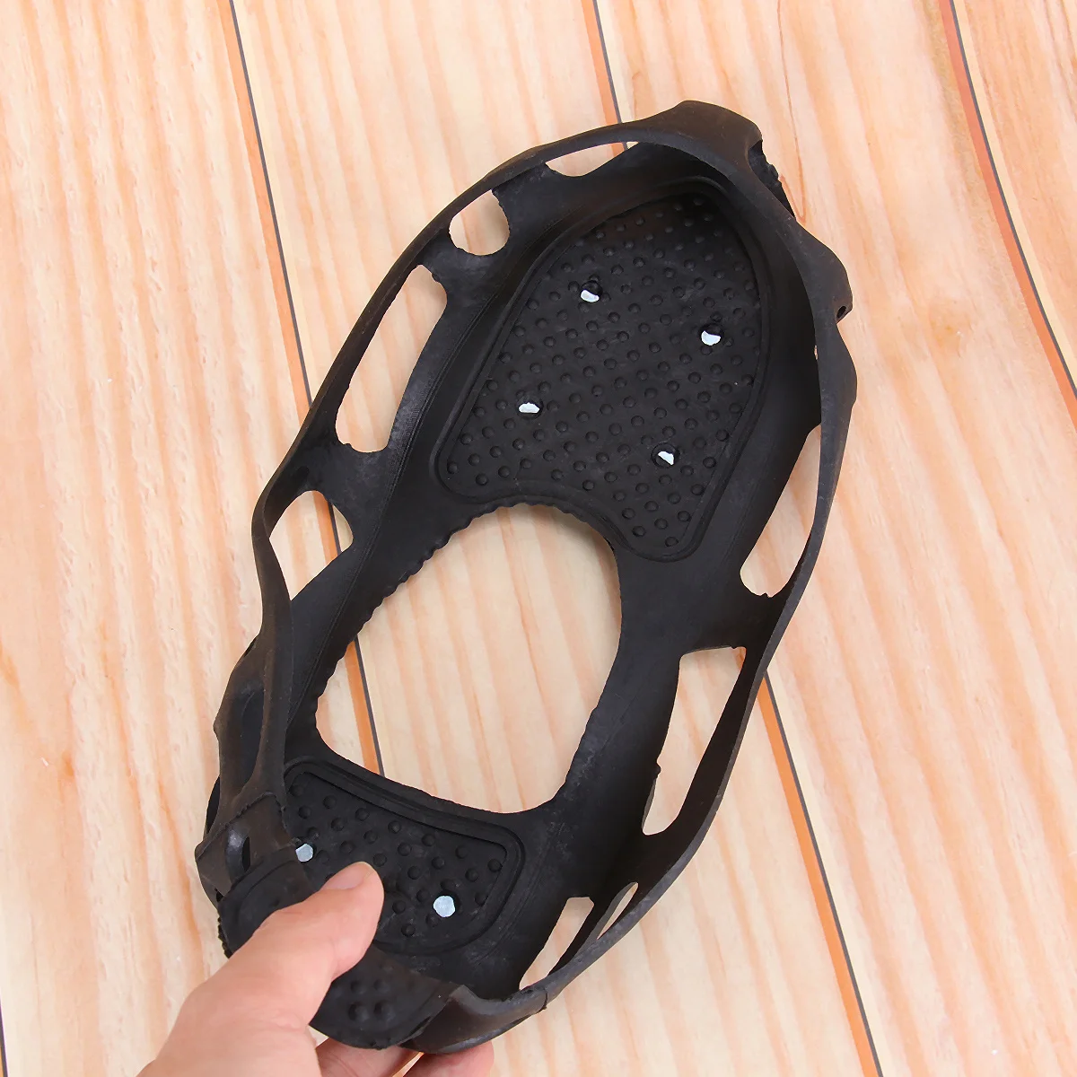 1 par de crampons de gelo de liga dura de alta densidade 24 dentes para caminhada estável em áreas escorregadios crampons para caminhadas tacos de campo de neve