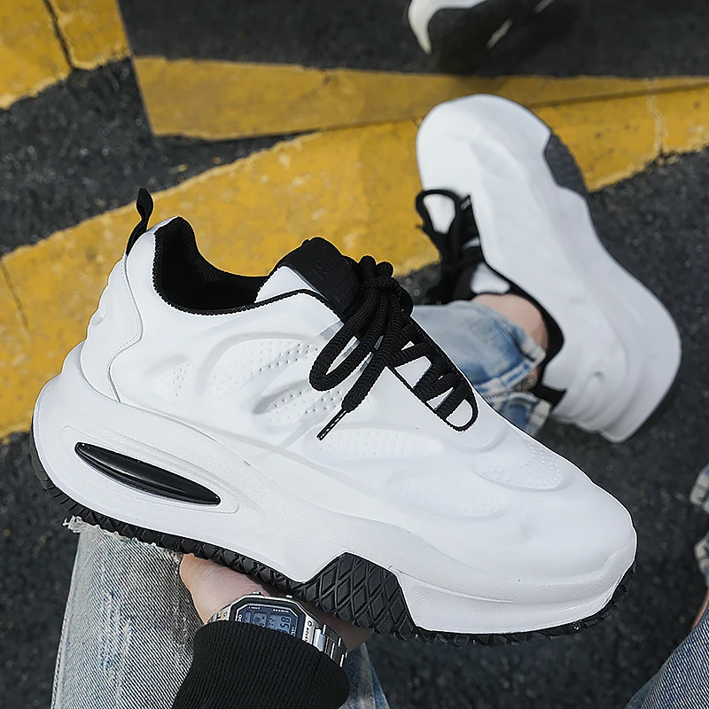 Nieuwe herenschoenen, grote modieuze sneakers met dikke zolen, casual sportschoenen voor heren, ademende mesh-loafers voor heren