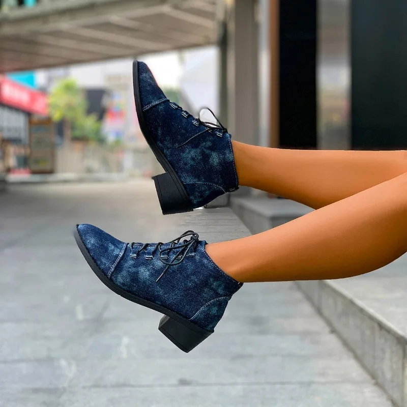 2025 Spring Autumn Fashion Retro Square Heel Short Boots Pointed Toe Lace Up Versatile Solid Color Elegant Women's Fashion Boots