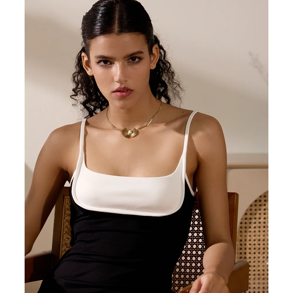 Yhpup 316l Stainless Steel Imitation Pearl Fan Pendant Collar Necklace 18K PVD Plated Fashion Statement Jewelry Women Gift