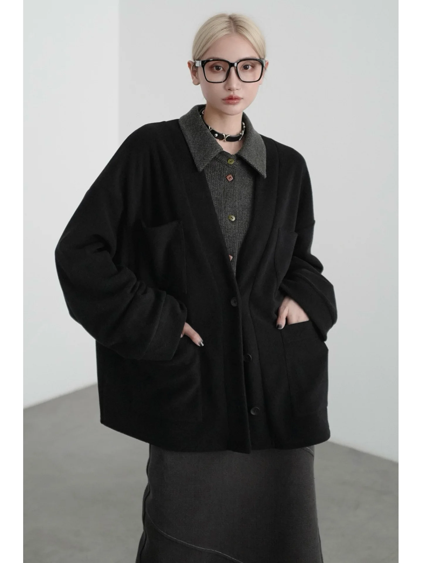 

WYHX Chen Mrs. CHENTAITAI Свободный вязаный кардиган с V-образным вырезом и пуговицами, удлиненный, для женщин, стандартной длины, для банкетов