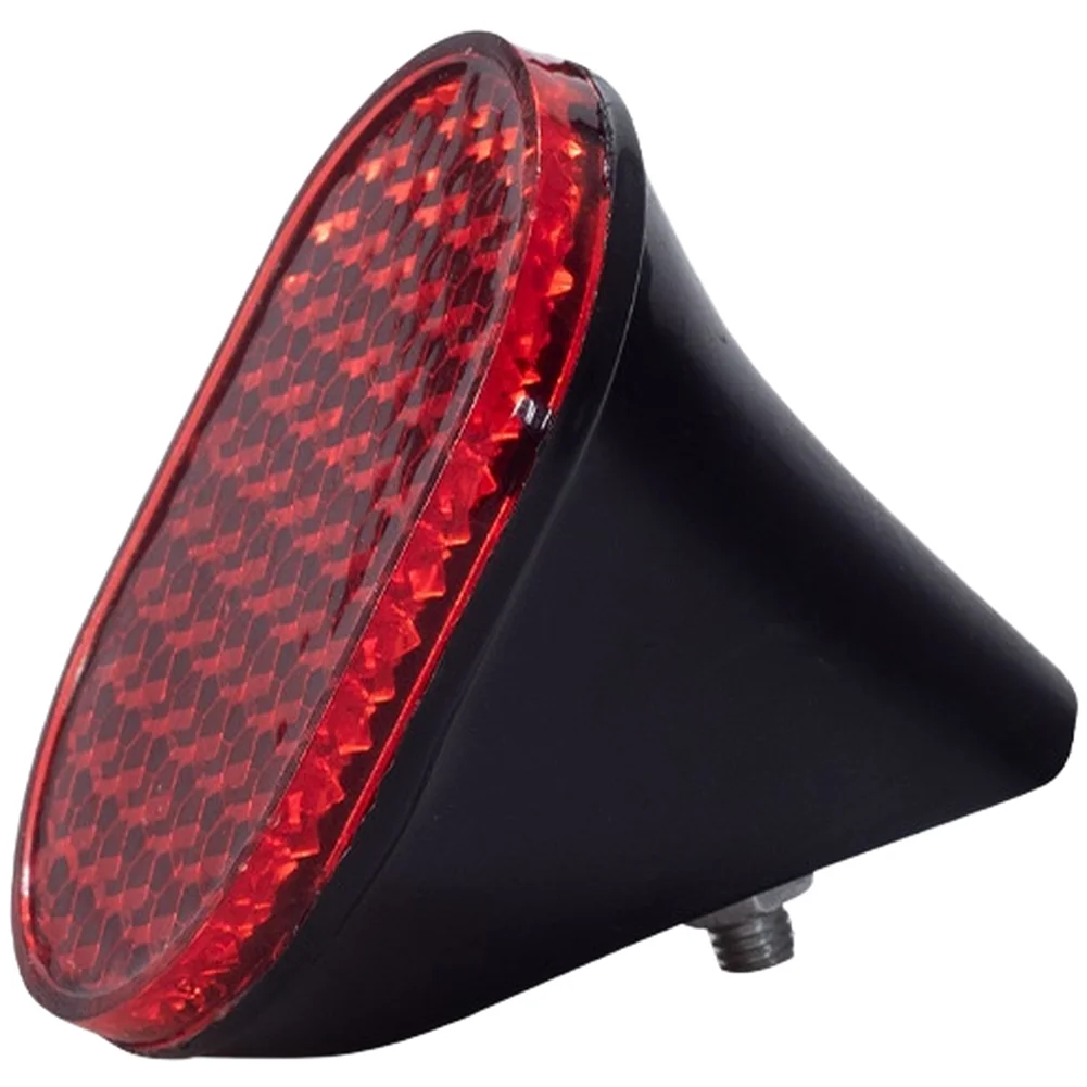 Reflective Spoke Plate for Bicycle For fenders Offering Directional Light Return to Improve Detection by Motor Vehicles