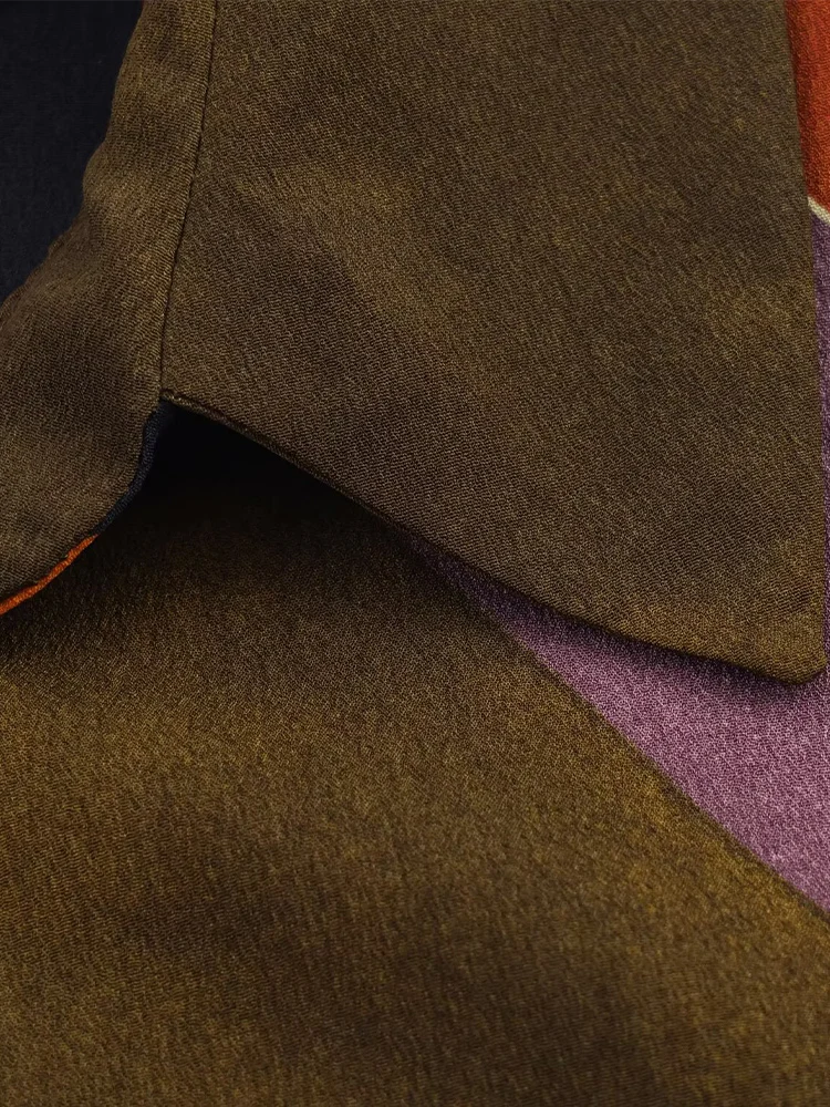 النمط الأوروبي والأمريكي الخريف موضة جديدة المرأة تصميم الشعور التنقل تنوعا مطبوعة قميص مزدوج الصدر