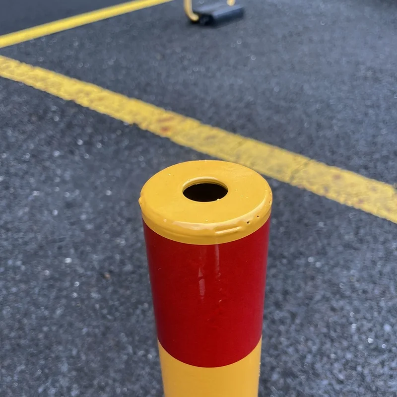 حاجز قفل وقوف السيارات قابل للطي مع قفل ومسامير #4