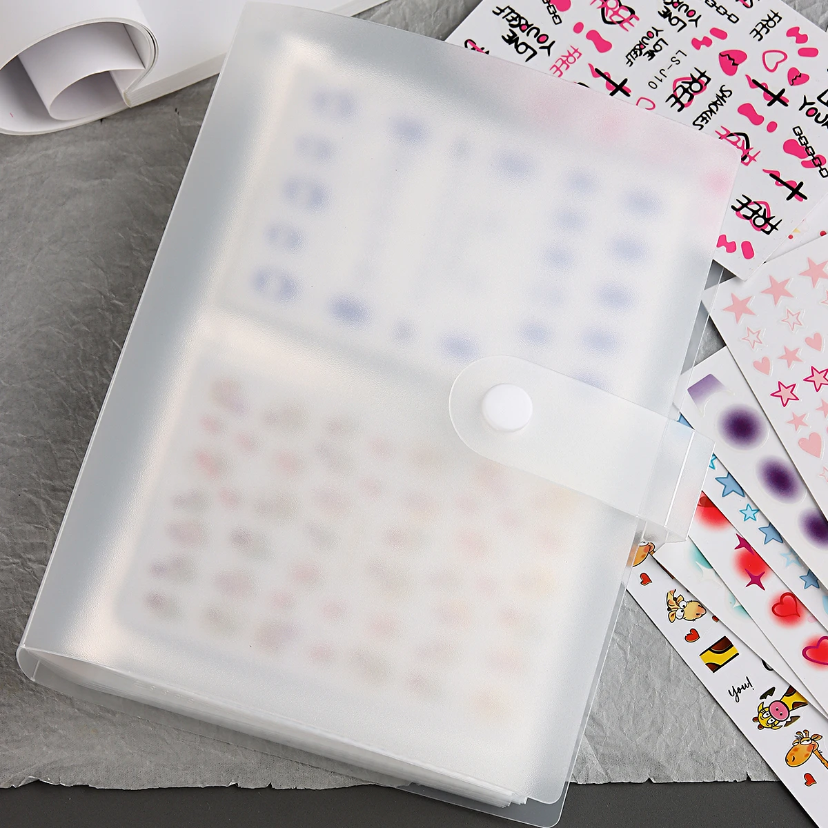 Libro di adesivi per nail art trasparente, libro di stoccaggio di adesivi vuoto, libro di raccolta, libro di visualizzazione di adesivi per unghie (senza adesivi)